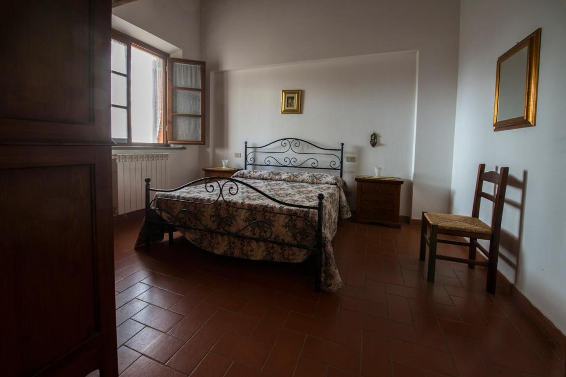 Agriturismo Poggio Al Tesoro Crespina Exteriör bild