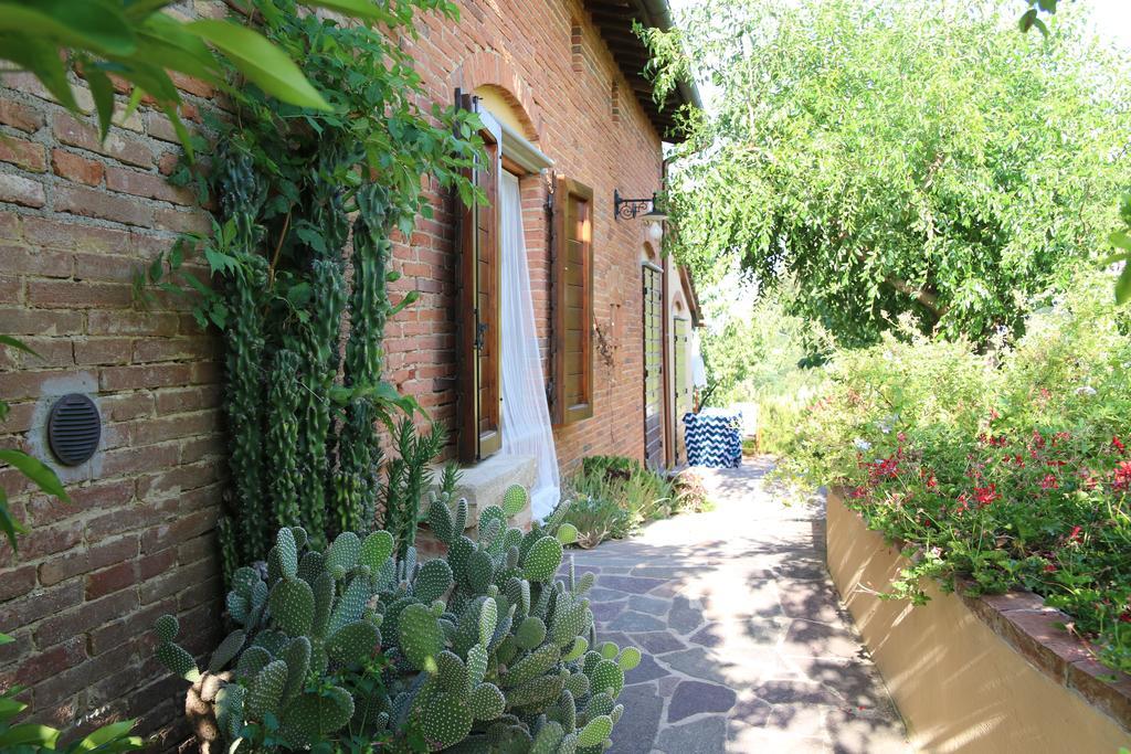 Agriturismo Poggio Al Tesoro Crespina Exteriör bild